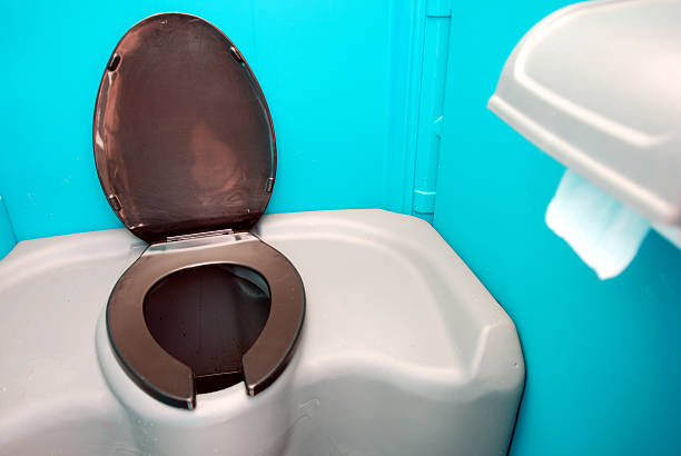 Best Portable toilet rental cost  in Oak Bluffs, MA
